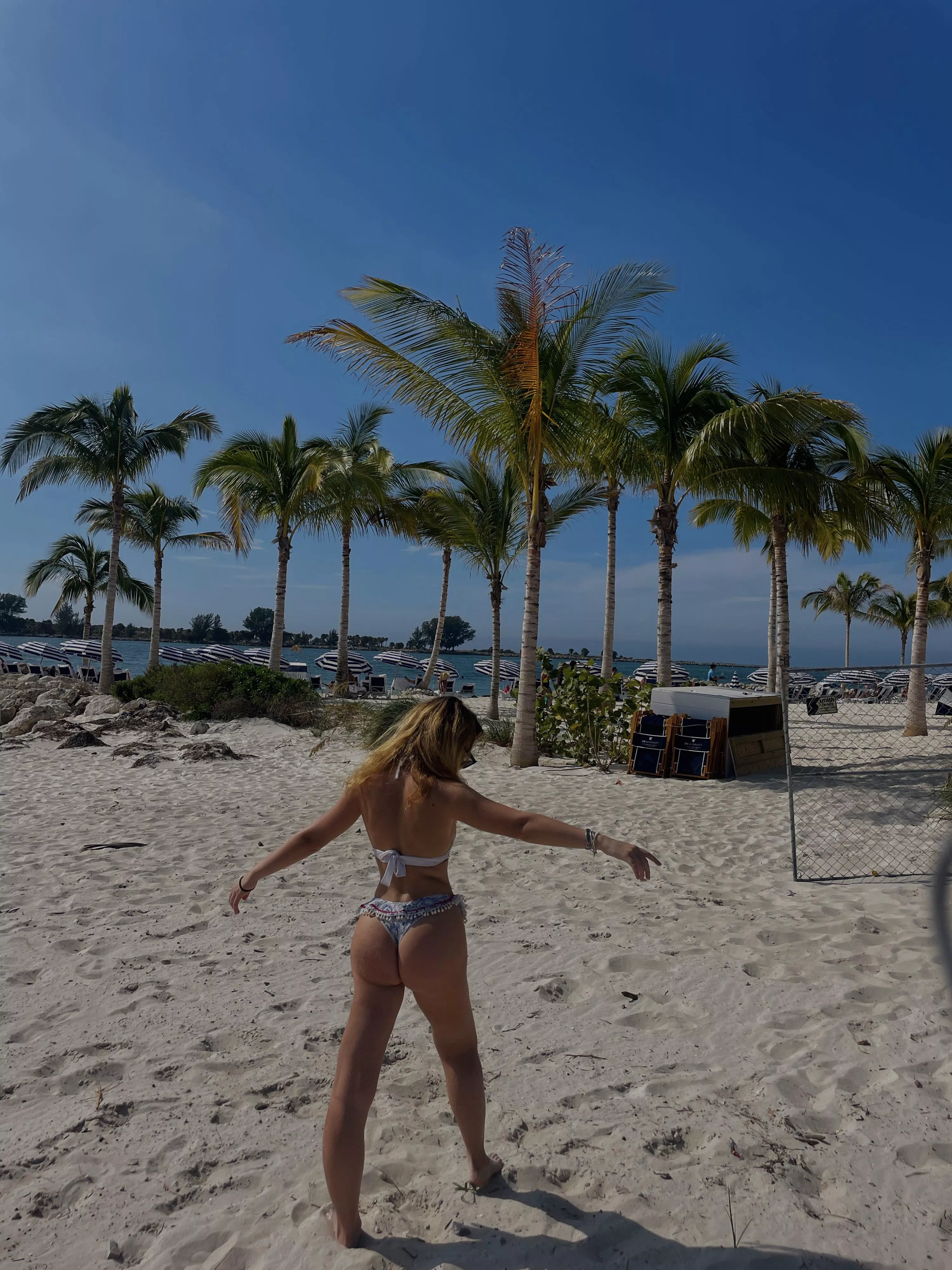 How's this 19yo ass looking? posted by Rain_Subdued292