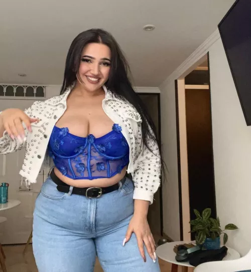 I can barely squeeze in my jeans anymore by Revolutionary_Cry264