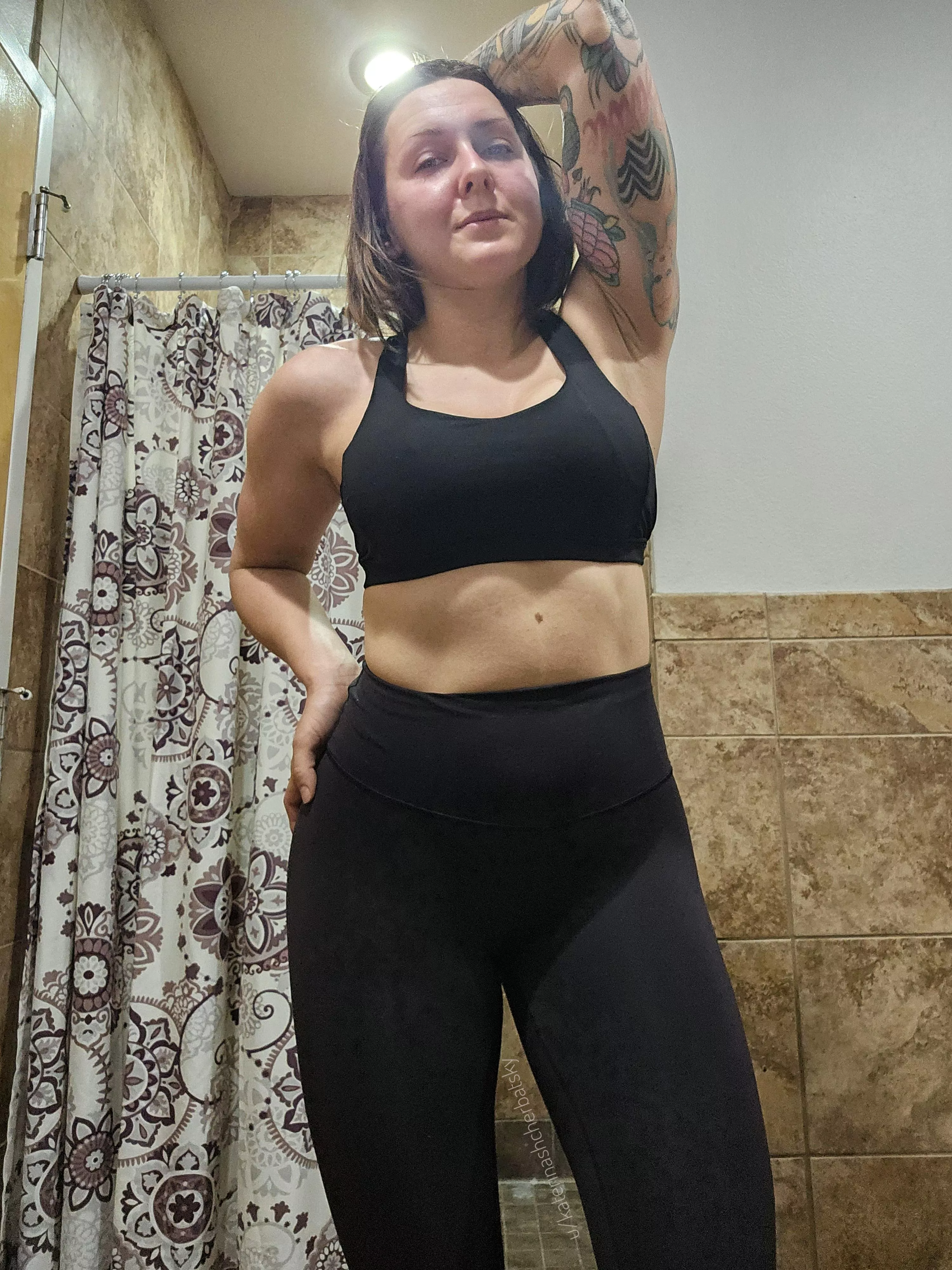 I love an old pair of black leggings. posted by katerinashcherbatsky