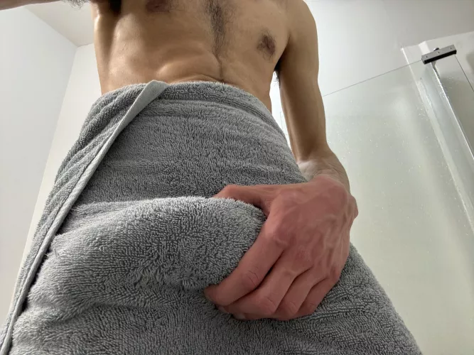 I think I need a thicker towel :) by havssgag