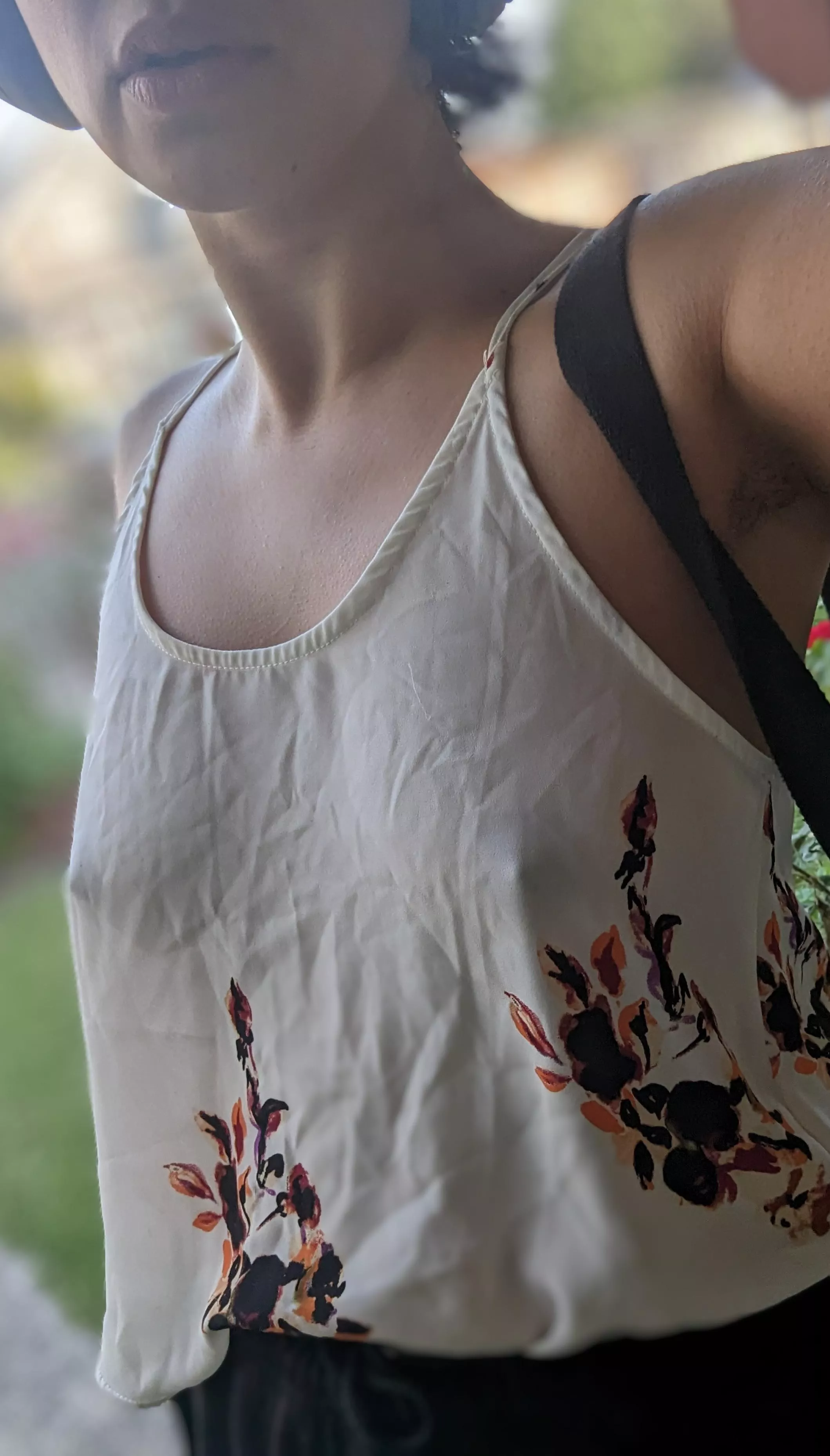 It's a beautiful day to come see me at work [f] 😉 posted by phiaphies