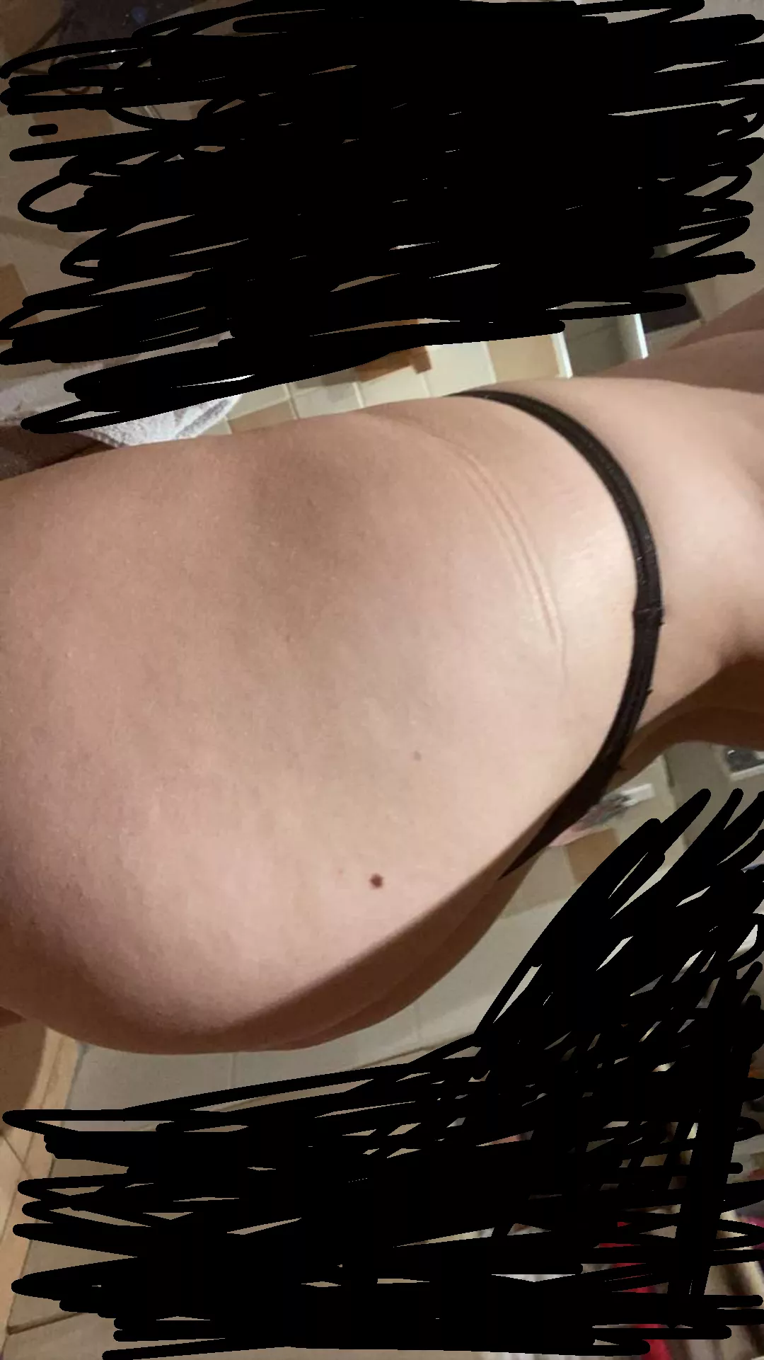 My girlfriend's ass posted by Few-Hair-5511