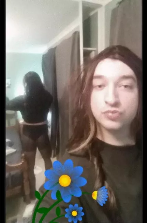 My new years resolution is to be myself.. no more pretending! Also, I turned 29 today! 💕 by KrazziKenziie