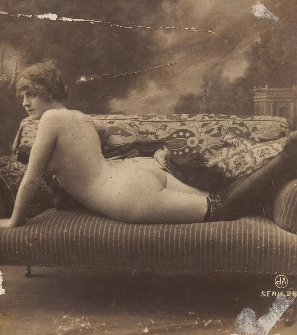 naughty bum posted by Mundane-Employer-719