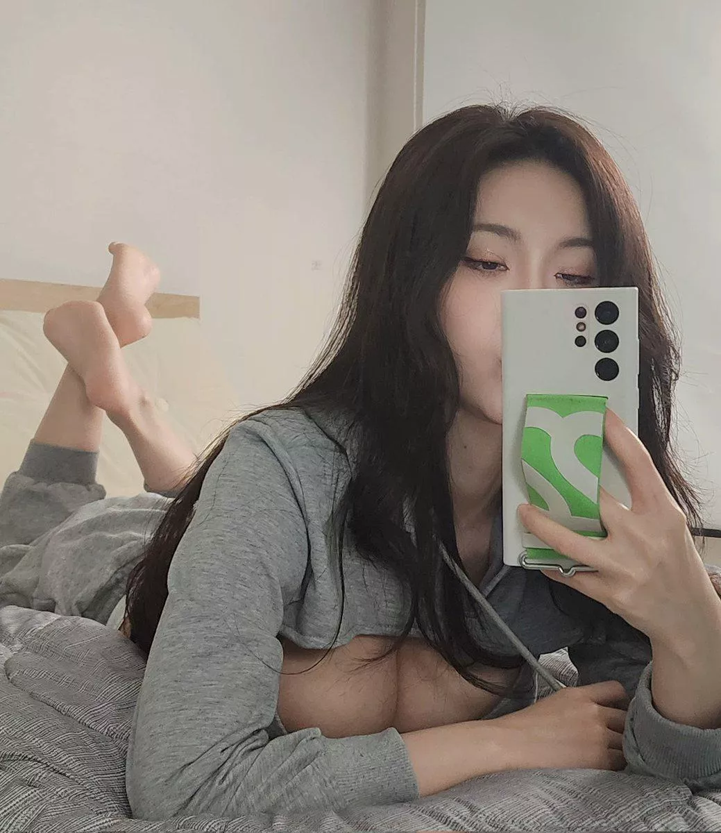 Norajoy posted by cq1wroph22