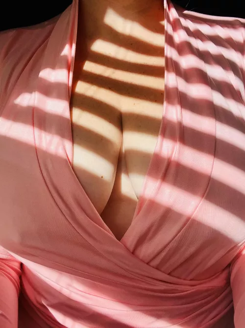 Pink can be a very flirty color by NatureSiren