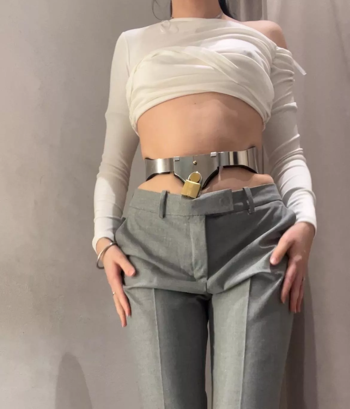 Shopping only locked so all the clothes fit belted!! posted by wet_nesday