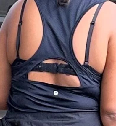 These bra straps got me hard. Who else is checking her out posted by Key-Quote-9500