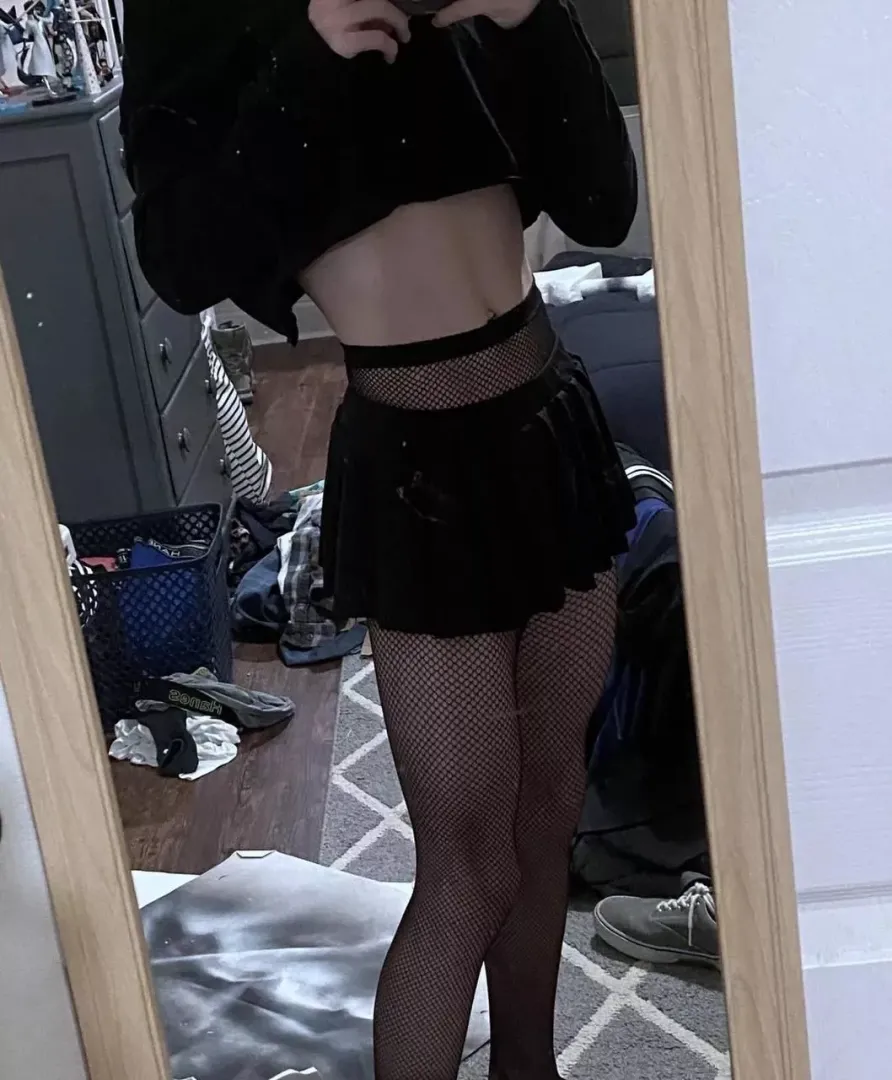 Tried stockings 👉👈💕 by Psychological_Type81