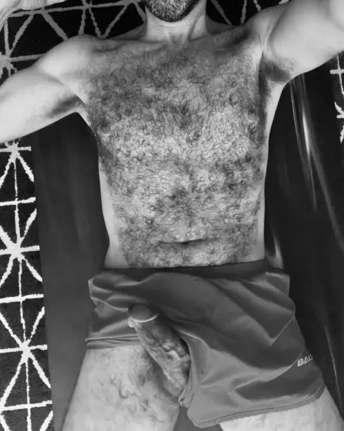 Working out led to this. Are you going to service your sweaty daddy? by Gayyyfun