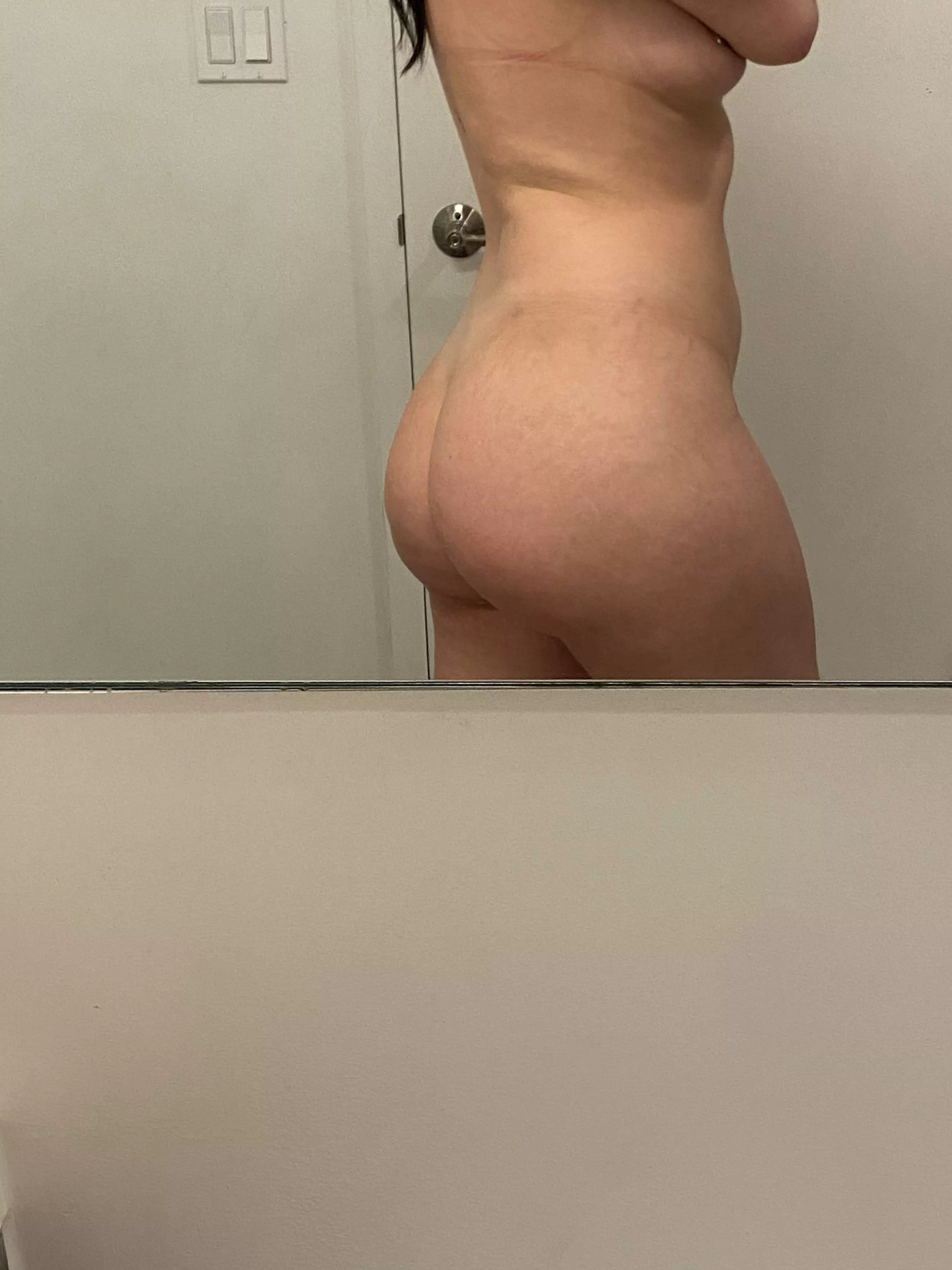 You think i look slutty enough? posted by ThaFreakyOne