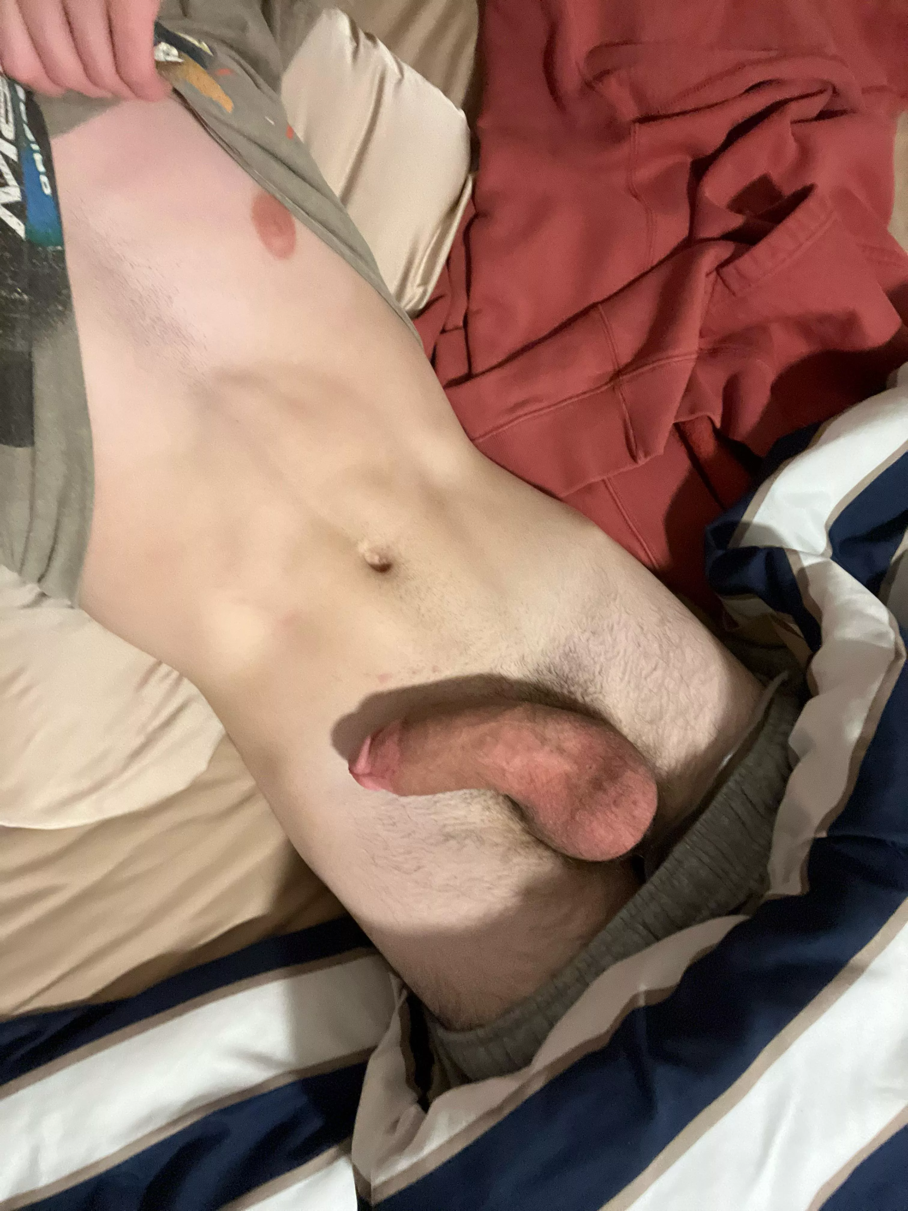 18 looking for hot dudes in Long Island ny posted by LeatherSalty2710