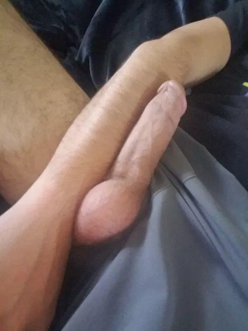 36M visiting Seattle this weekend. Experienced, clean, recent test and vasectomy. DM for more details! by Starr-Jay