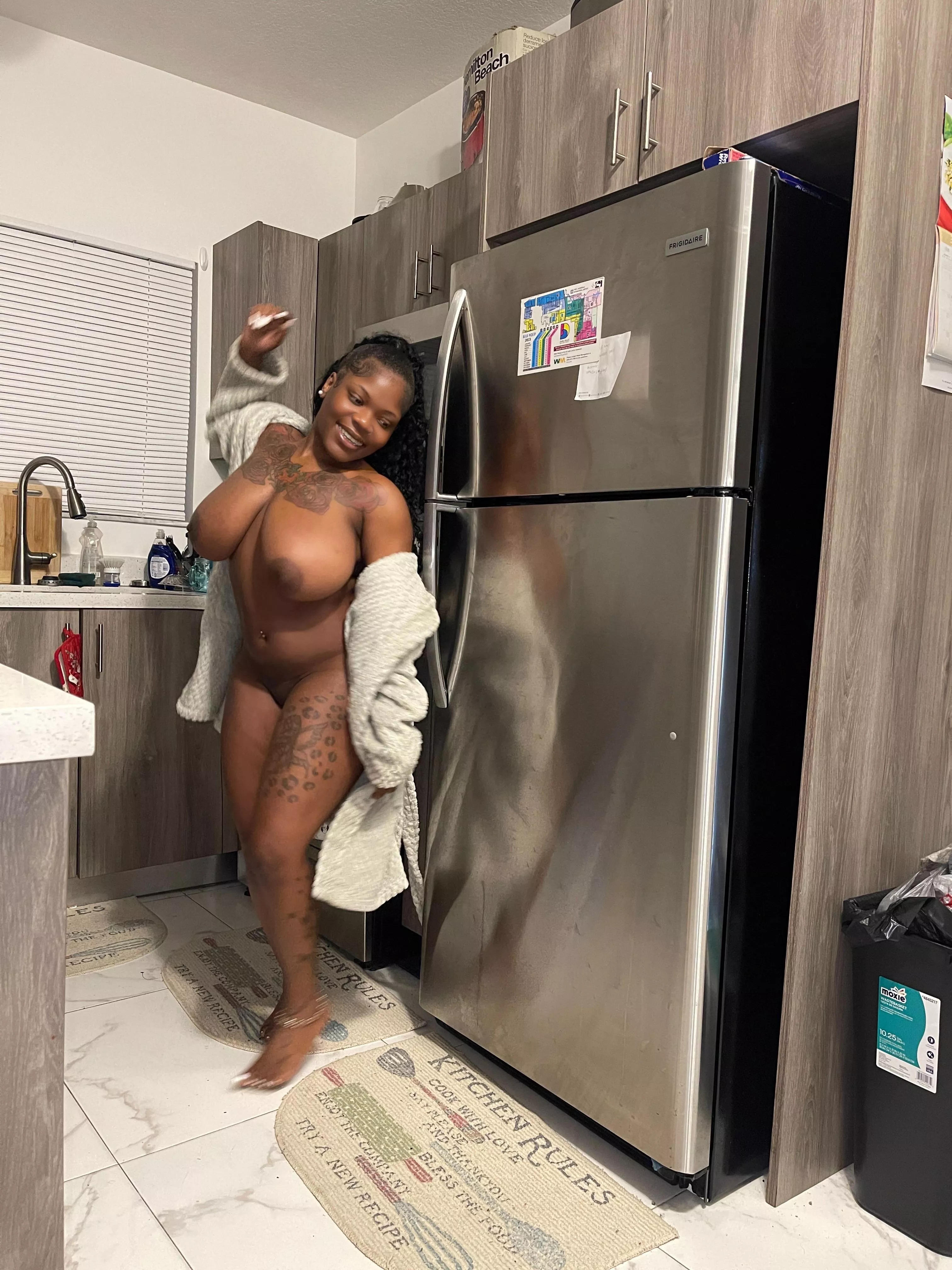 Are tiddy Thursdays a thing posted by Queenvirgo27