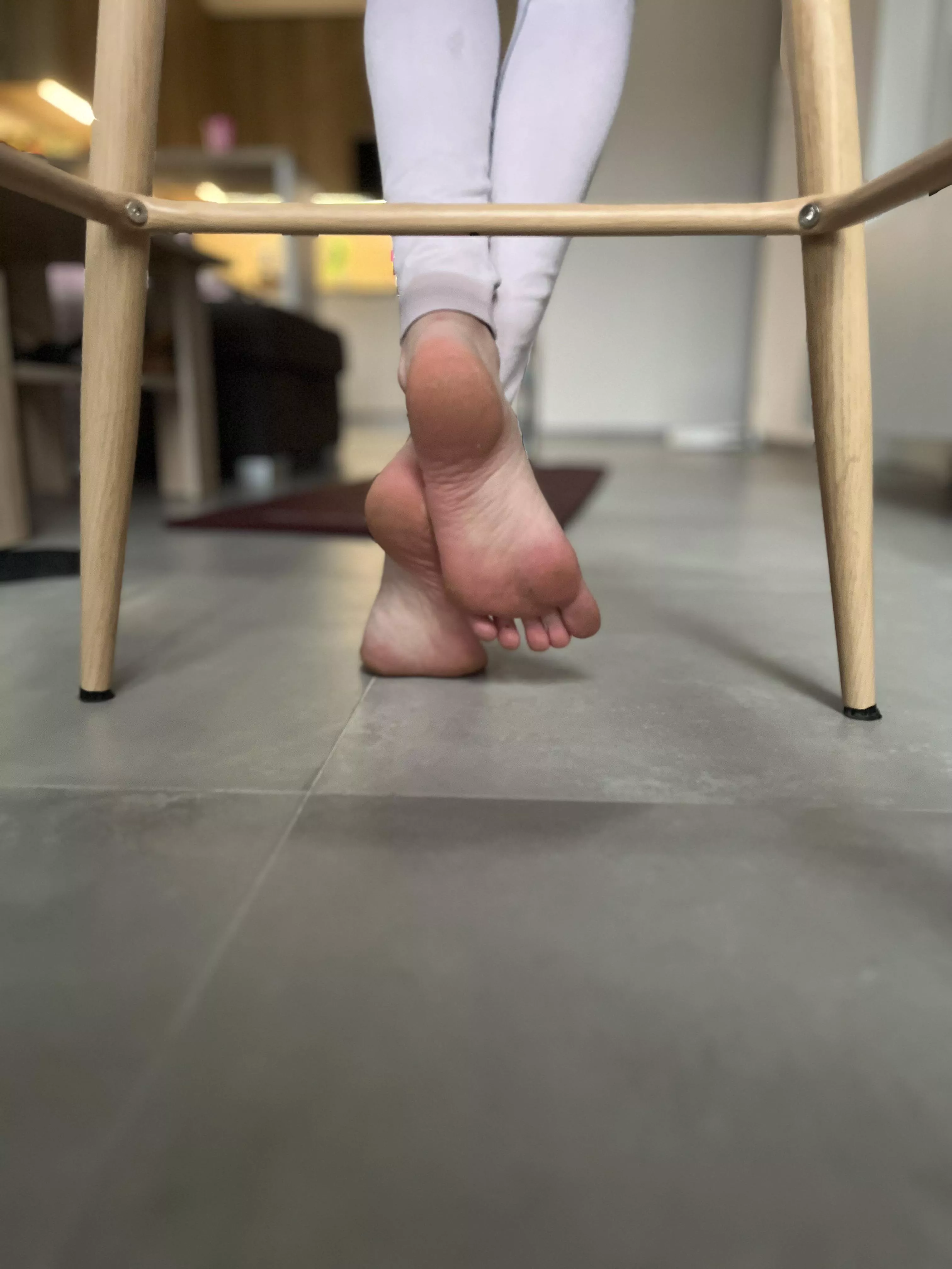 Be a good boy and get down here posted by _ivannabelle