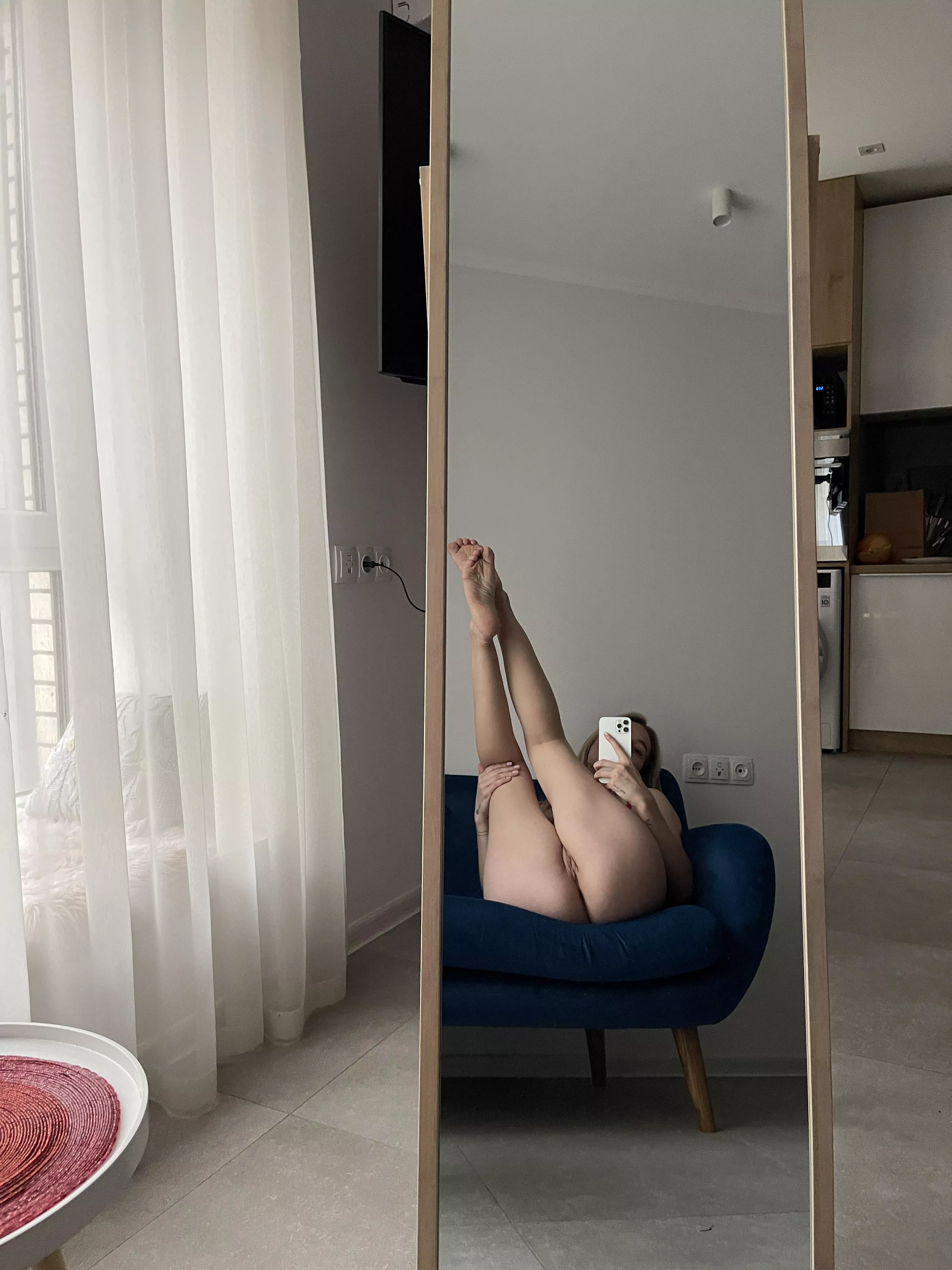 big hips and a nice pussy, you don't need anything else. posted by Thealpha_blu