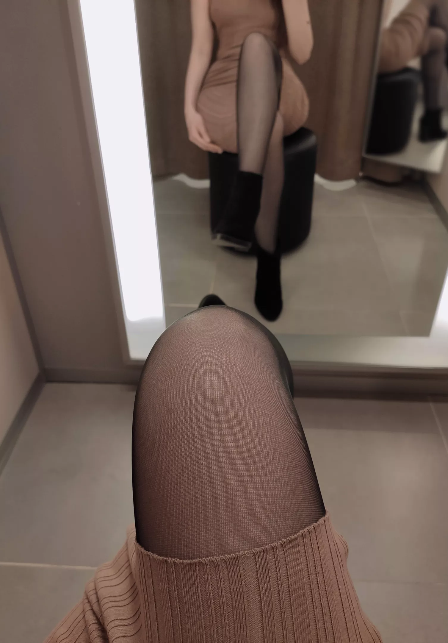 Black tights posted by SweetieAlyona