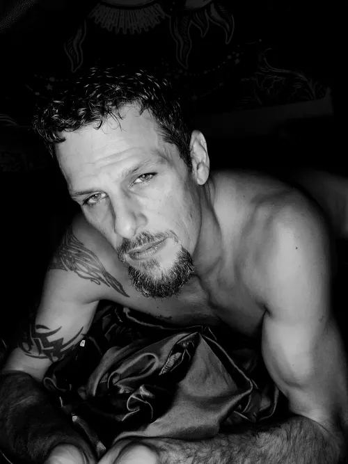 Come have fun with me 😈🖤💜 by Sir_Geoffrey4U