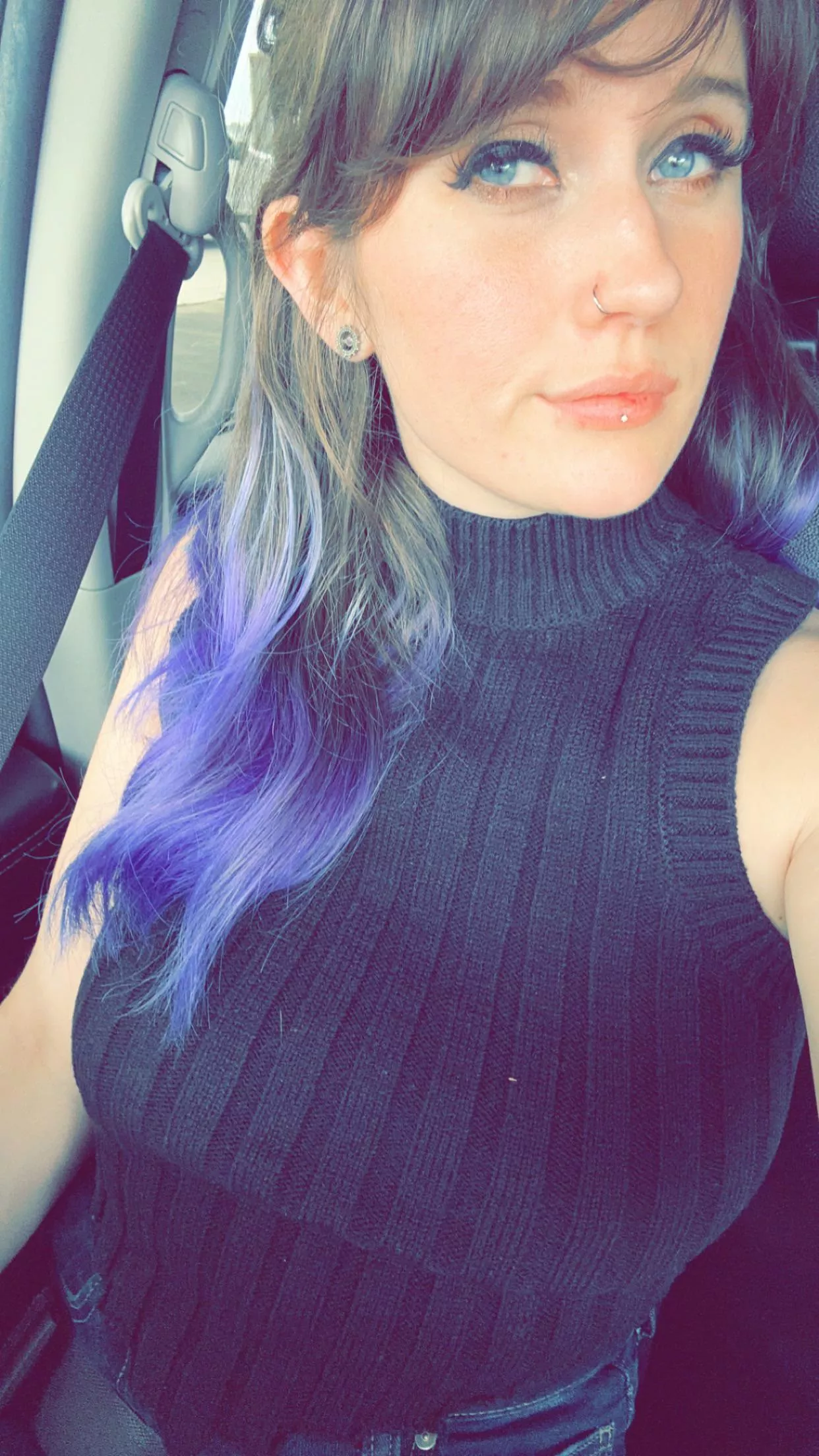 Does this shirt need a bra or nah ? posted by LaneyFairy