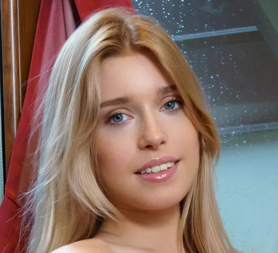 Freya Mayer by qwer5r