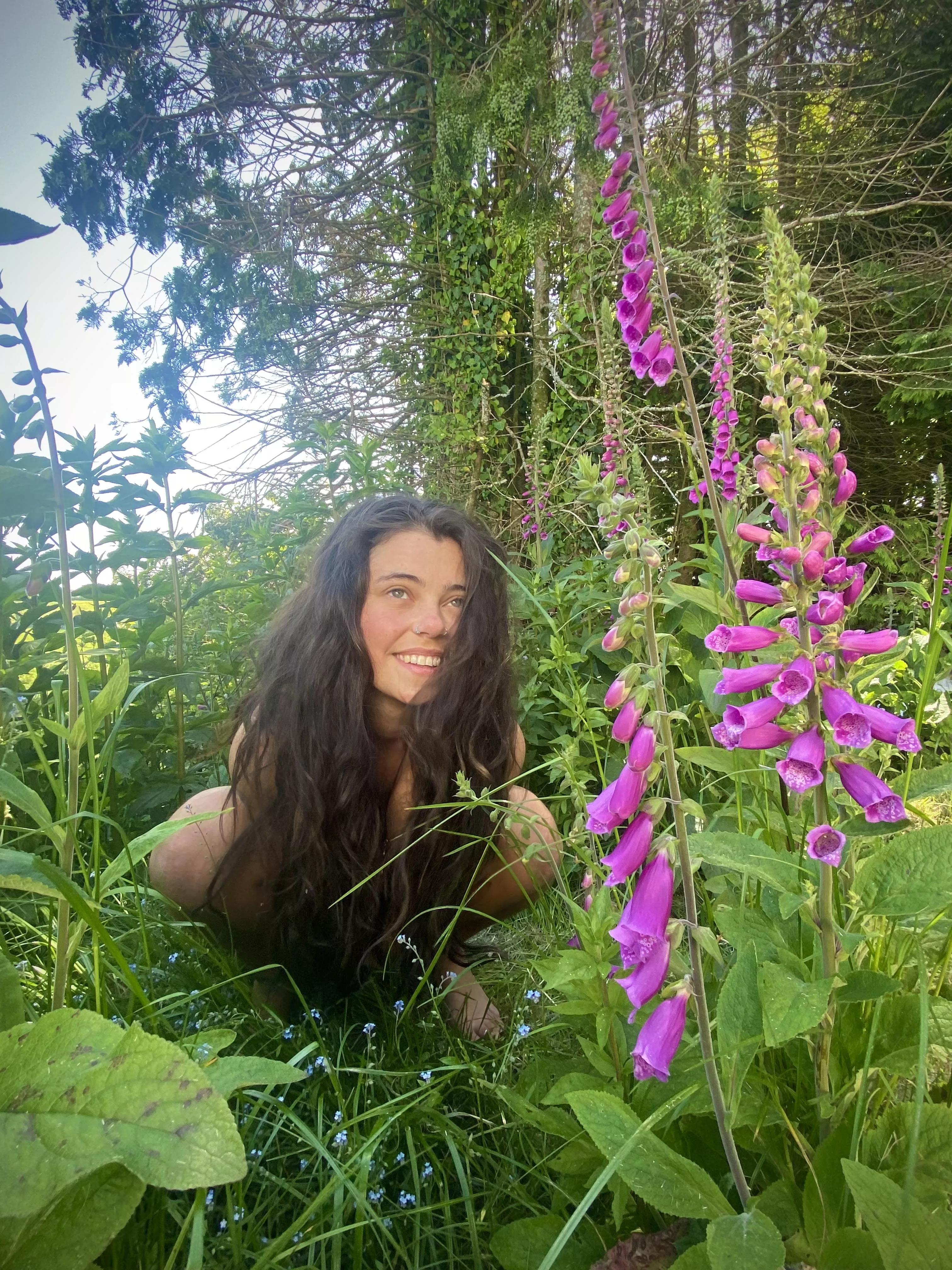 I love being naked in my Welsh garden <3 posted by lolasrosebud