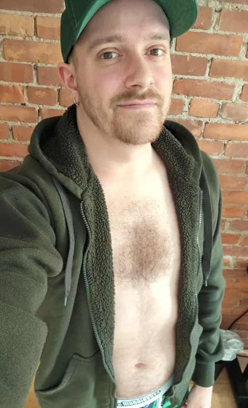 I'm feelin' green on a Friday 💚 by Adric_Black