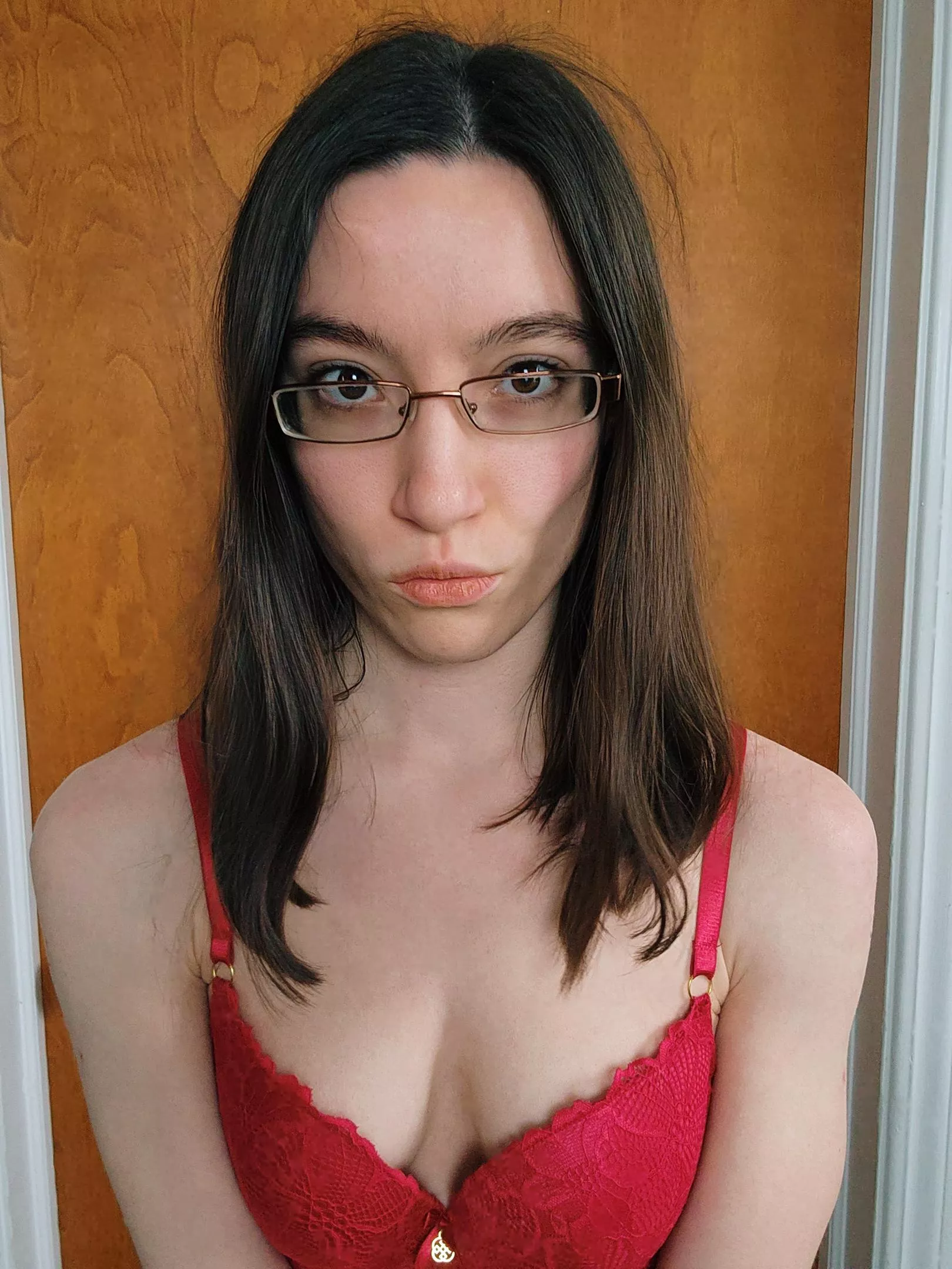 Lady in red 💋 posted by coffeewithmom