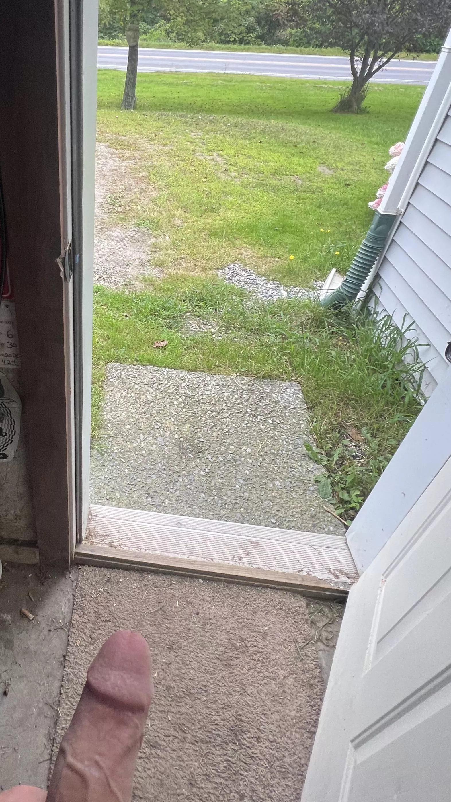 Look in if you wanna posted by Bootysurfingninja