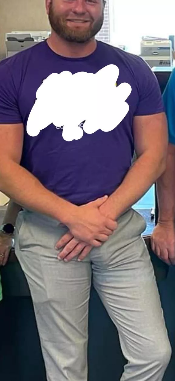 Married bulge posted by doorknob32cla