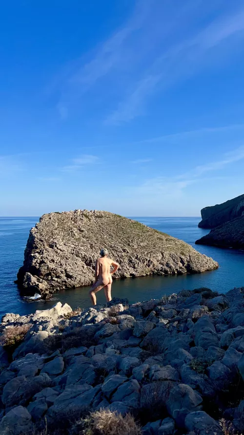 The island… by neomysfodienss