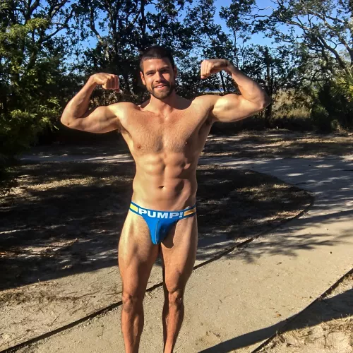 What’s the first thought that comes to your mind? by Chasingfit