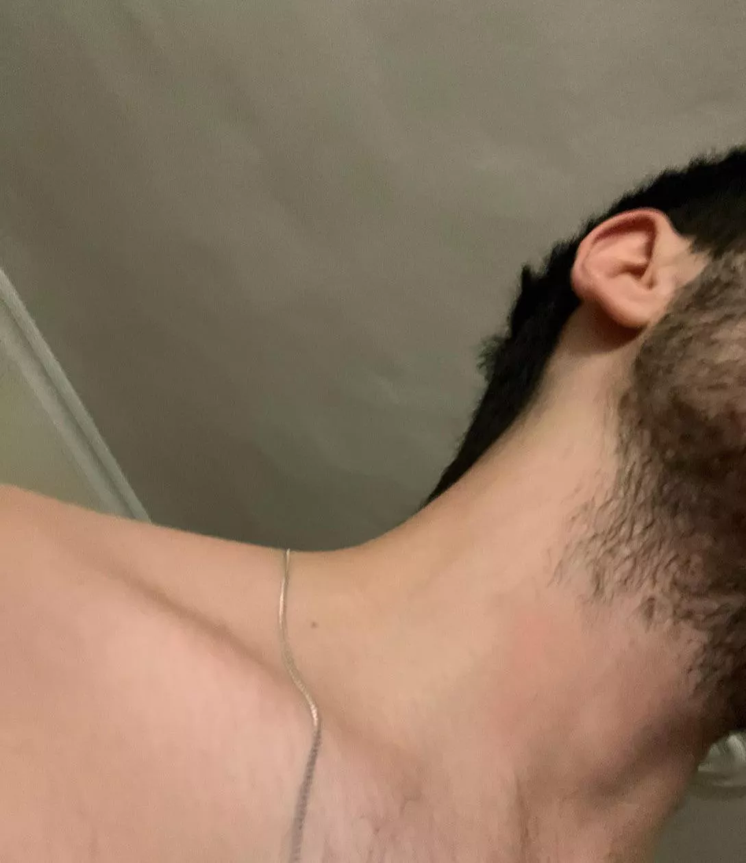 22 bi hairy fit good looking college guy for other in shape guys to trade. I reply fast. Trading w face+ Hmu with face @m50kev posted by M50hz