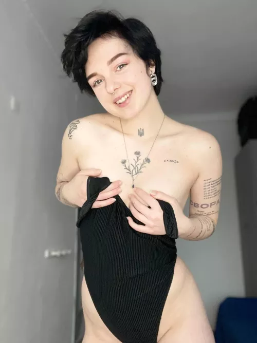 Am i femboy sorta? by mangocindy