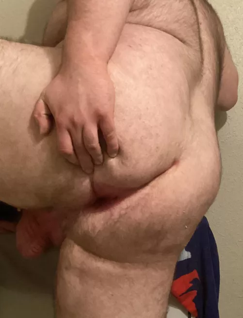 Bi-curious Hairy Virgin ass by tb02041920