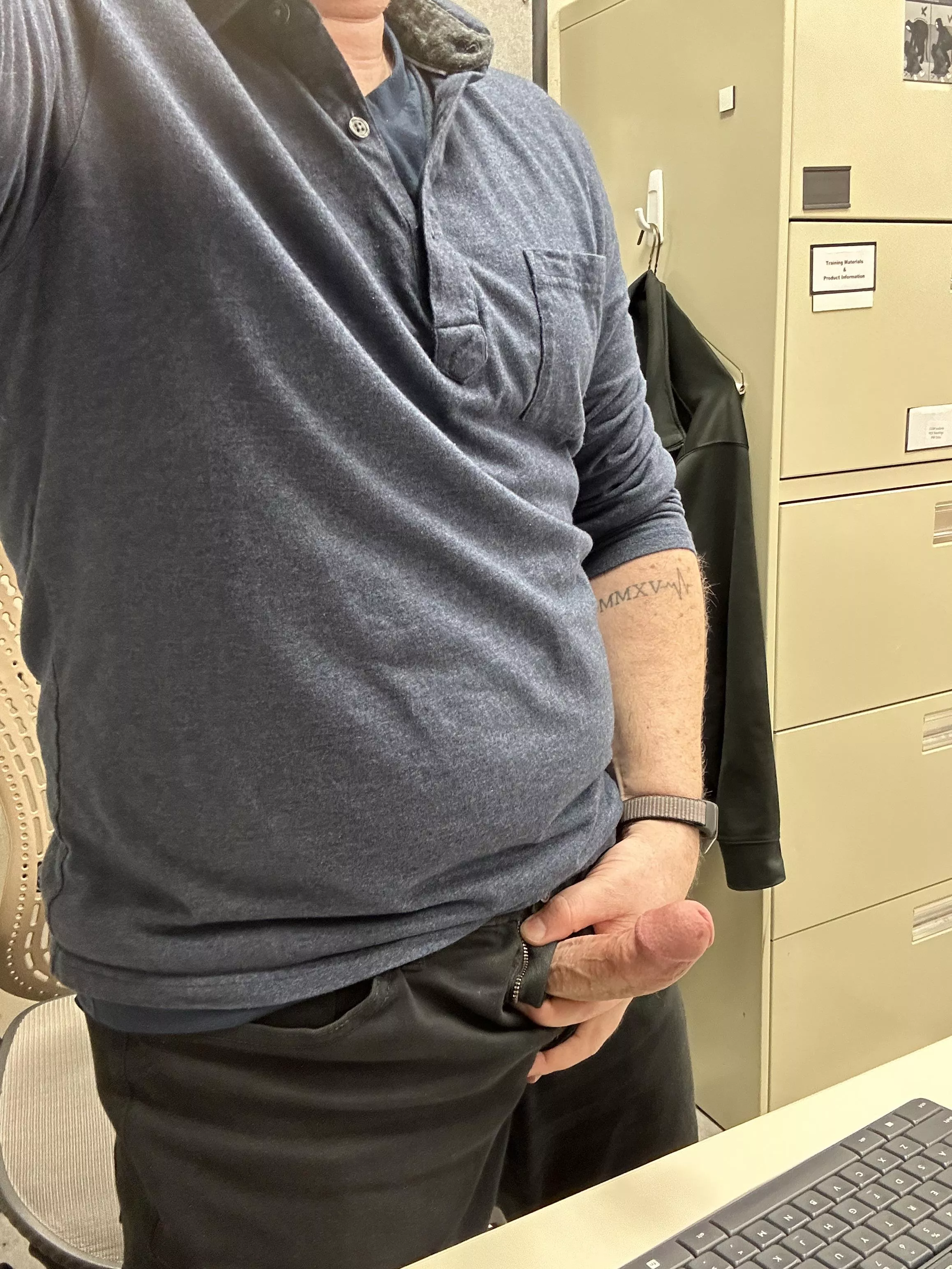 Casual Friday posted by _R3DH00D