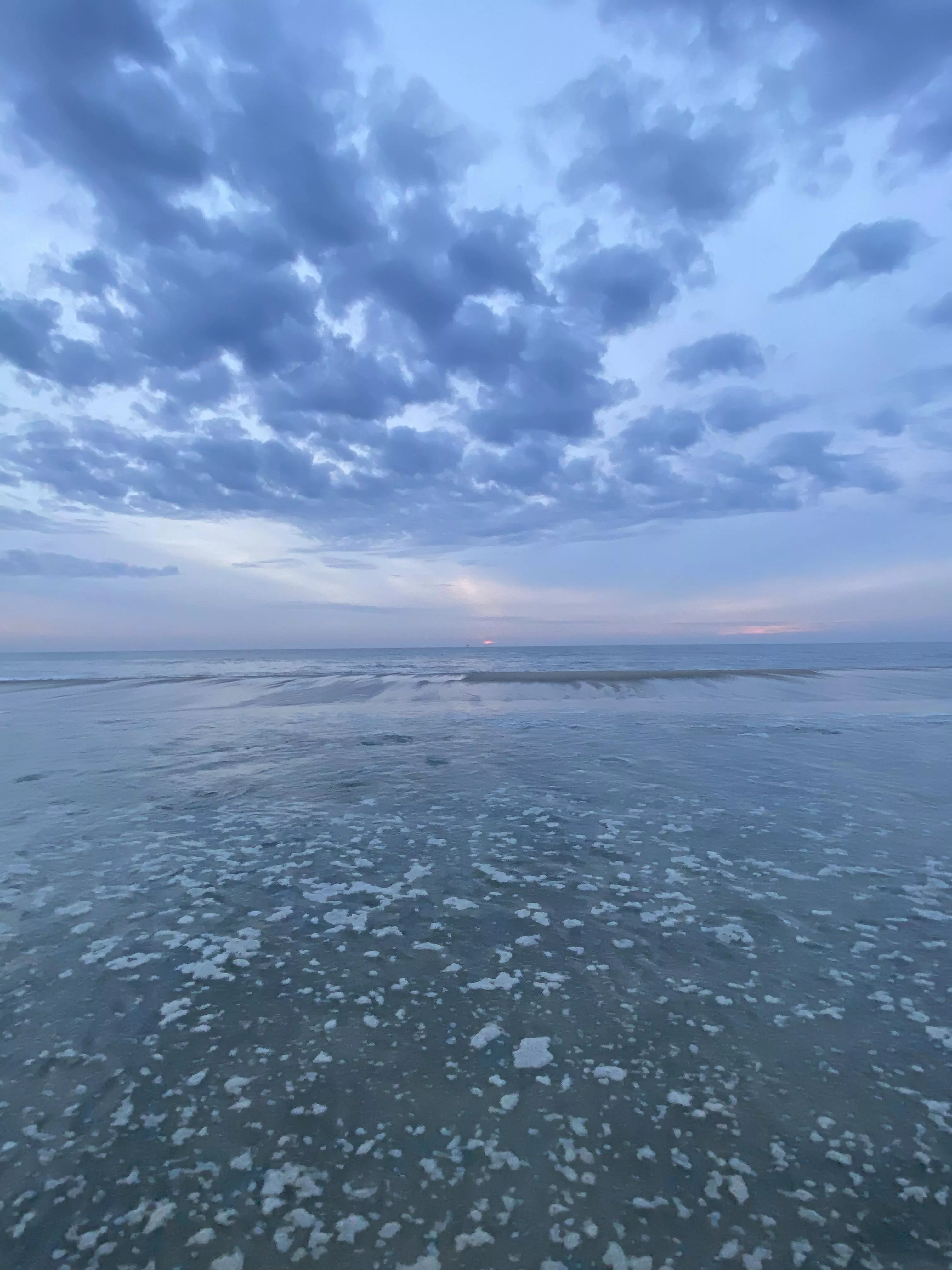 Chilly morning on the Jersey shore🤙🏻🎶🎶 posted by bronxboy59