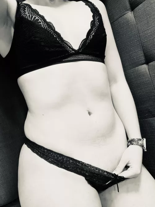 Couch selfie by stacy41smith41