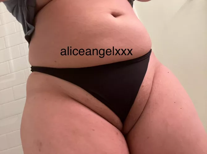 Don’t know what’s fatter my thighs or my pussy by Infinite_Sympathy851