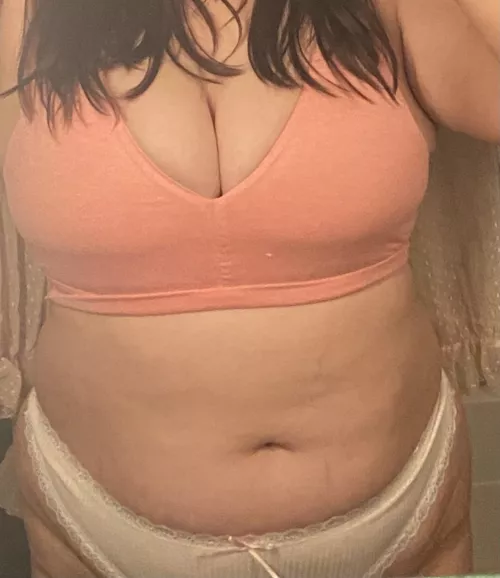 Drunk selfiee for youu ☺️ 24f by Cute-Honey999