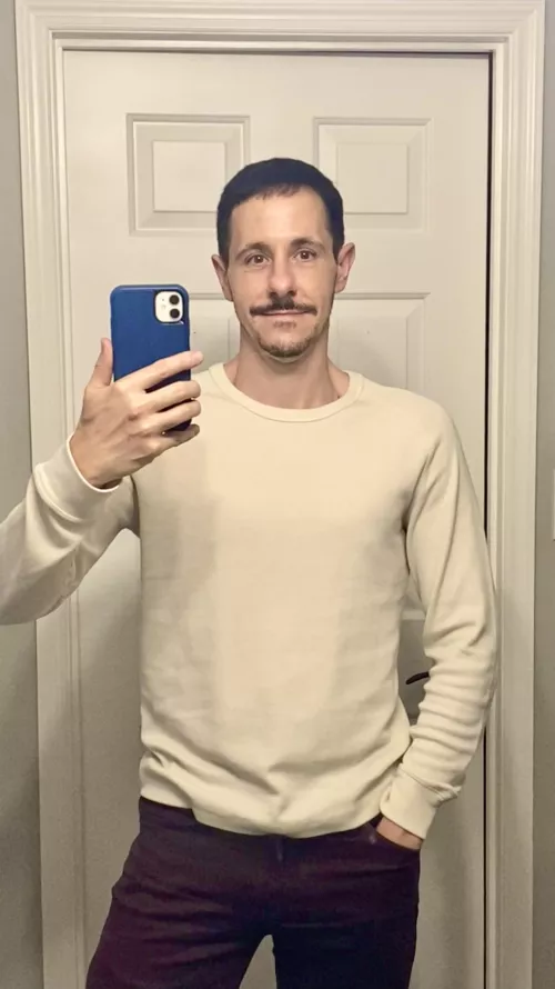 Glad the workweek is over. Here’s to the weekend! by rhh1977