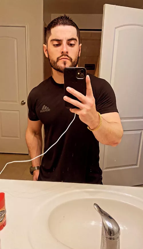 happy friday , lets start this weekend🫶🏻 by Worldly-Gazelle5558