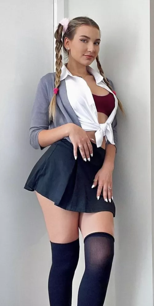 Her loneliness is killing me by BiArtDent