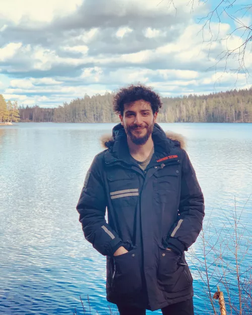 Hey! HMU 🤙🏻 by dwarf_urfii