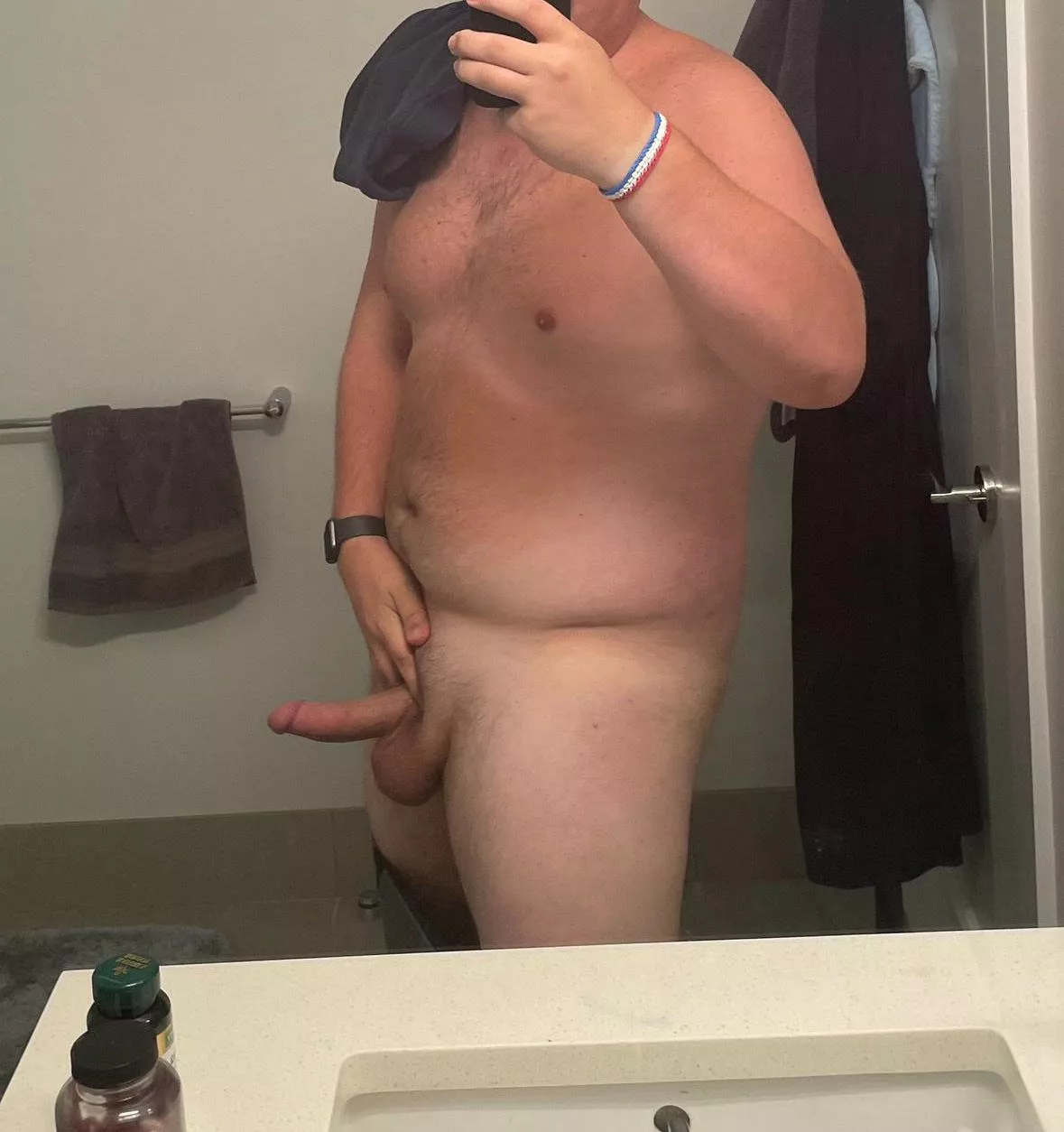 Hi. I’m chubby and have big balls posted by TheAthleticCommenter