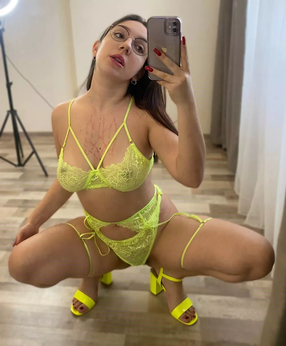 How I would look at you before I sucked your cock posted by margo_margot