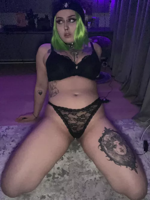 I wish you were here to make me feel good by CondescendingAlice5