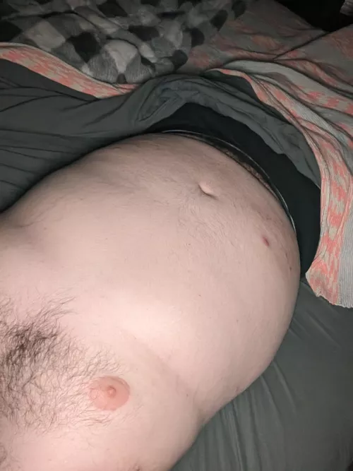 I'm freezing. Can someone spend the night with me? by Terrible_Common7307