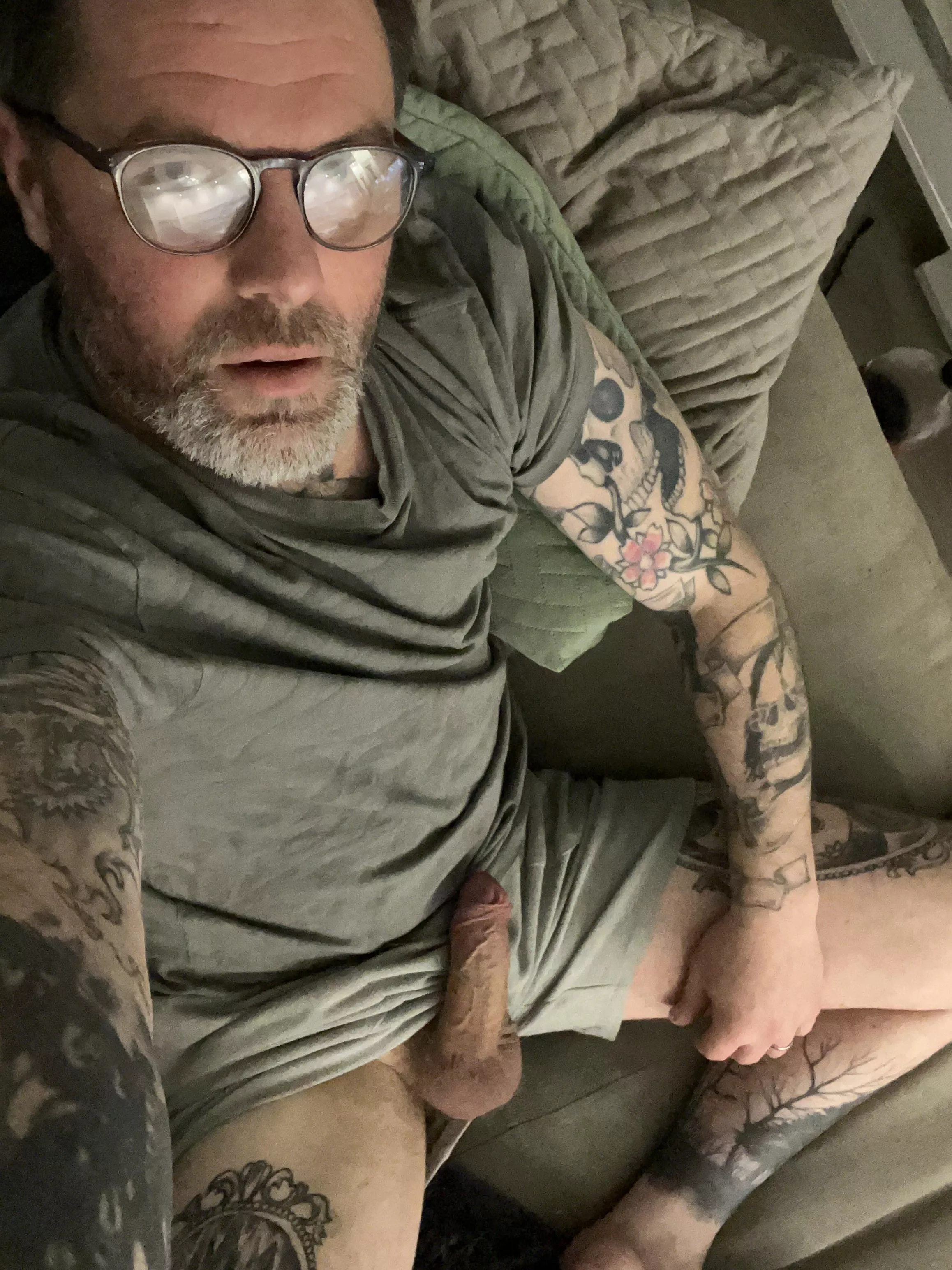 I’m very drunk posted by Effective-Voice5902