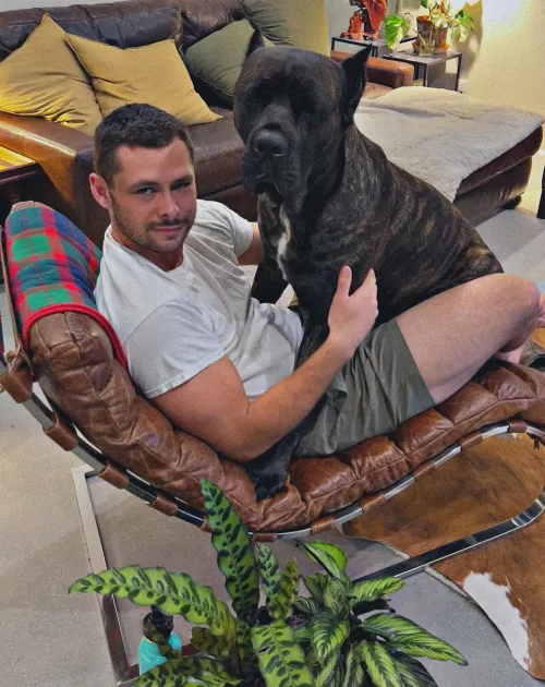 lol he thinks he’s not 140lbs 💀 by Sal_Ardeat