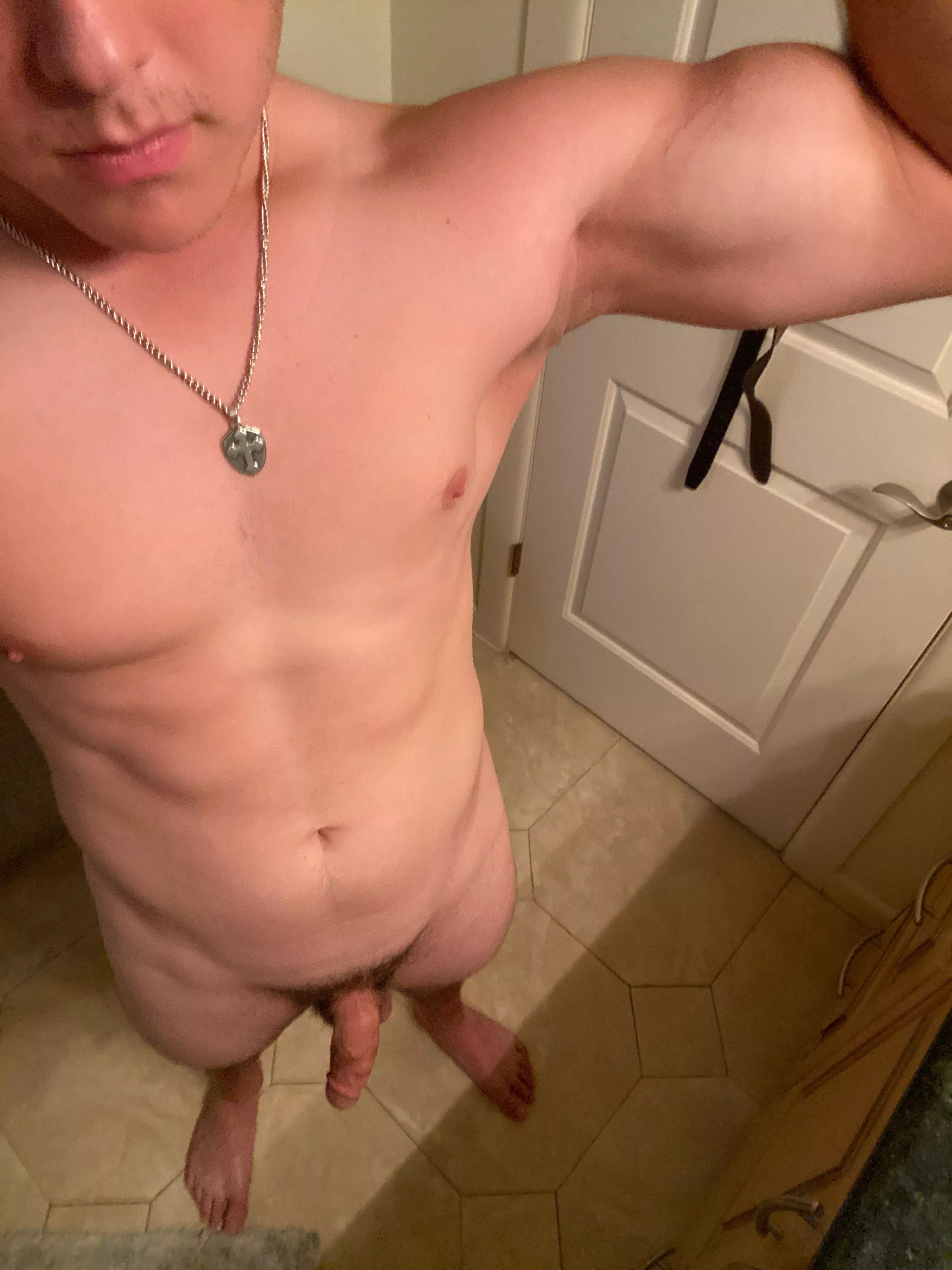 My pump after a quick workout😌 [M] posted by Spare_Worldliness111